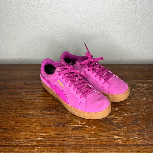 Puma Shoes - Puma Vikky Platform Women’s size 5